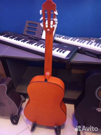 Гитара широкий гриф металл струны Homage