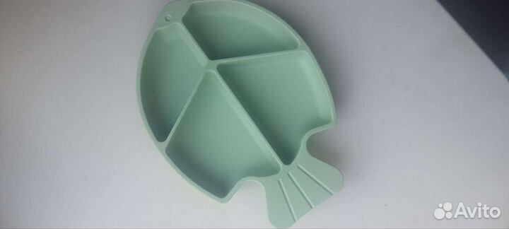 Силиконовая тарелка с присоской