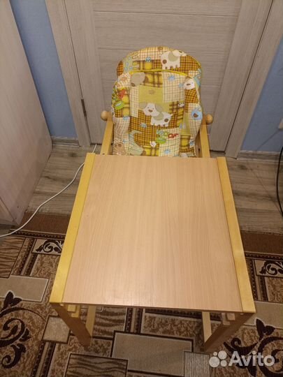 Стульчик для кормления