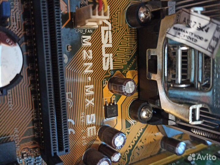 Материнская плата