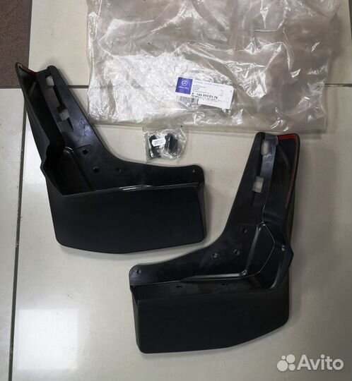 Комплект передних брызговиков Mercedes W166