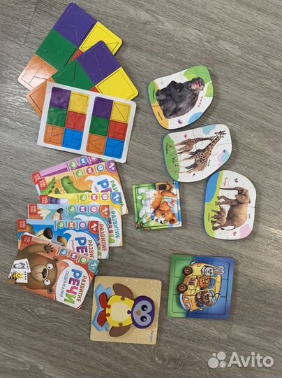 Пазлы и серия книг по развитию речи