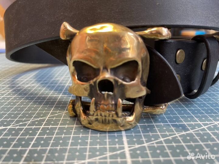 Мужской кожаный ремень череп, ручной работы