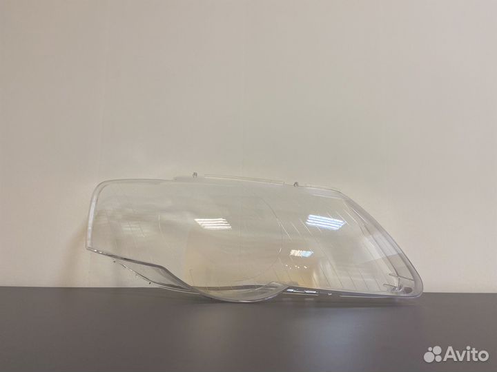 Стекло фары Volkswagen Passat B6/Пассат Б6