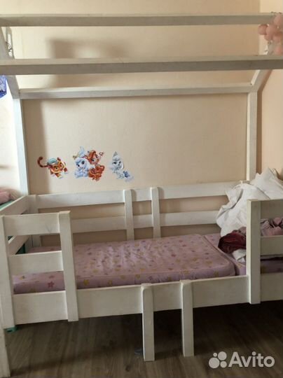 Кровать-домик