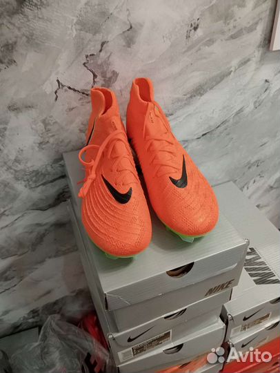 Бутсы Nike Phantom Luna FG