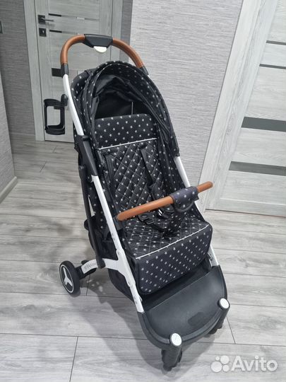 Прогулочная коляска Yoya Plus 3