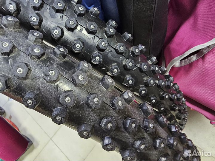 Покрышки шипованные Schwalbe Ice Spiker Pro 26x2.1