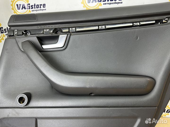 Обшивка двери правая задняя Audi A4 B6