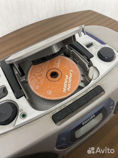 Магнитофон Philips az1202