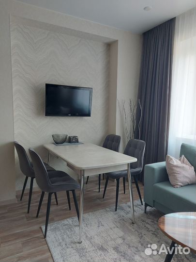 Обеденный стол Da Vita