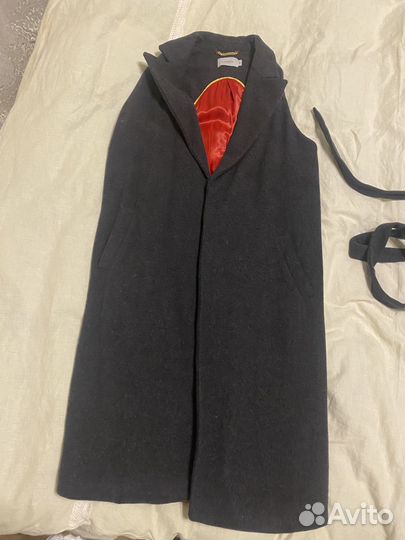 Пальто жилет 42-44 размер итальянская шерсть