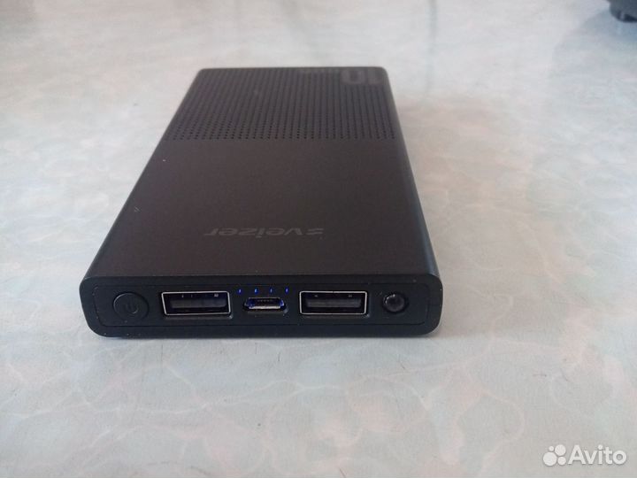 Зарядное устройство