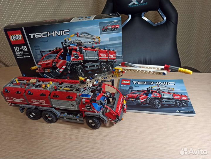 Lego Technic 42068 Автомобиль спасательной службы