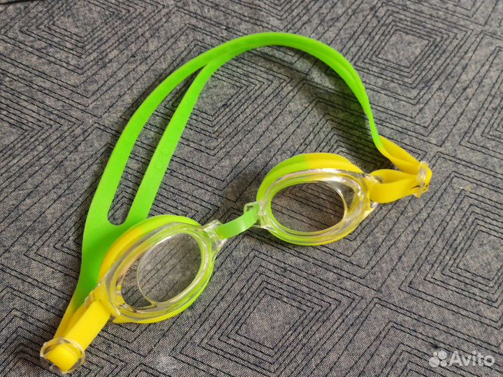 Очки детские в бассейн
