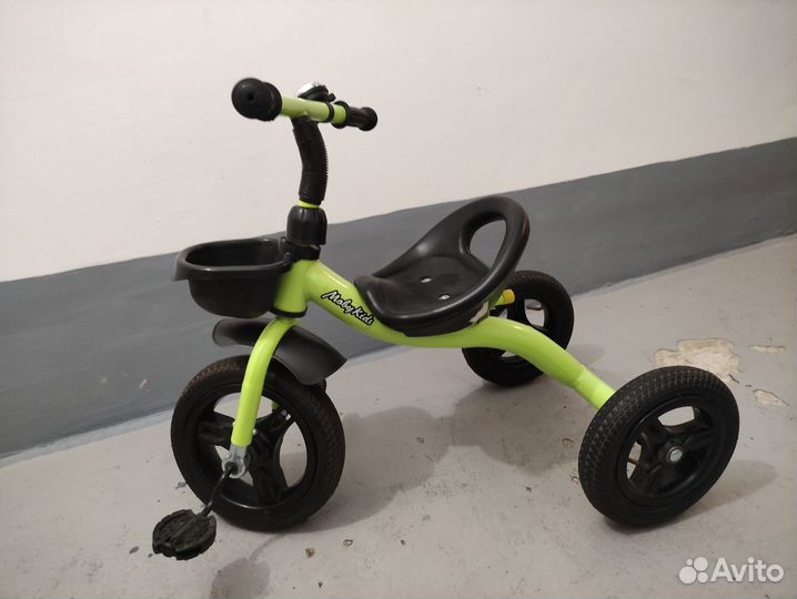 Велосипед детский 3х колёсный