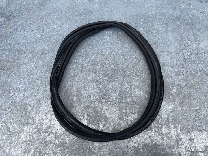 Уплотнитель крышки багажника для Opel Vectra C