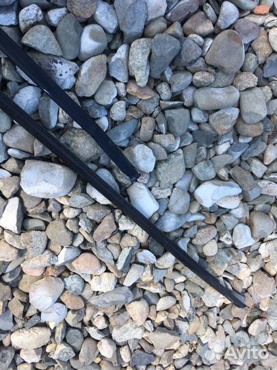 Молдинг крыши Noah Voxy 60 2002 левый