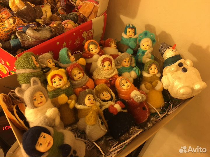 Валяные елочные игрушуи