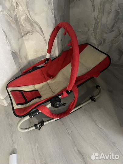 Шезлонг детский