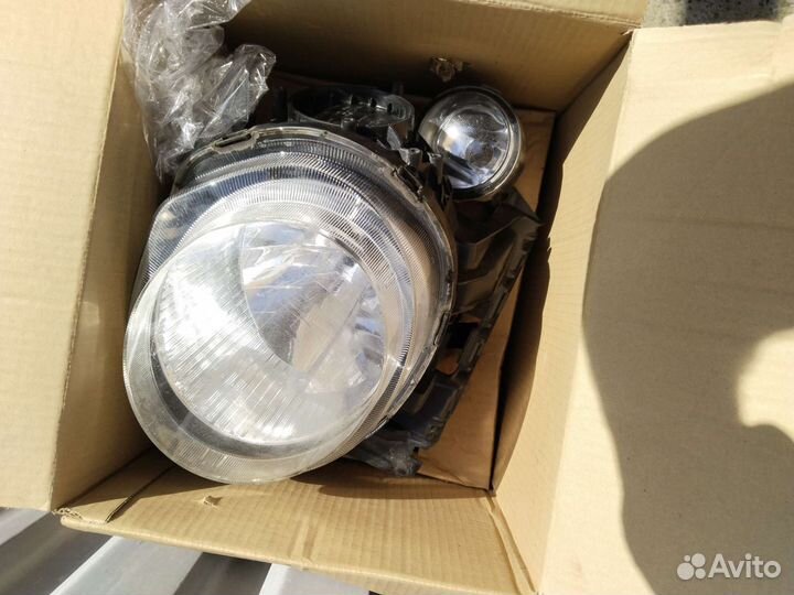 Фары на Nissan Juke