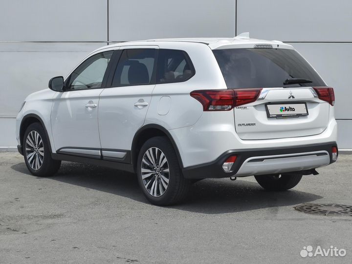 Mitsubishi Outlander 2.4 CVT, 2019, 35 000 км