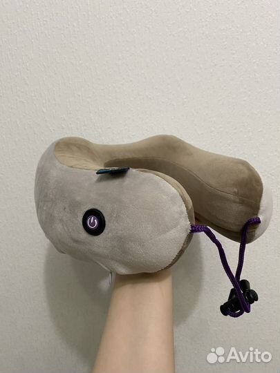 Массажная подушка для шеи