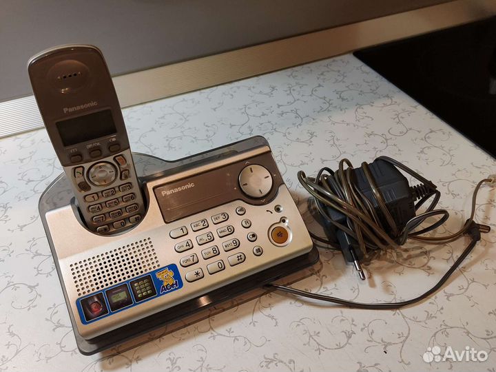 Телефон panasonic