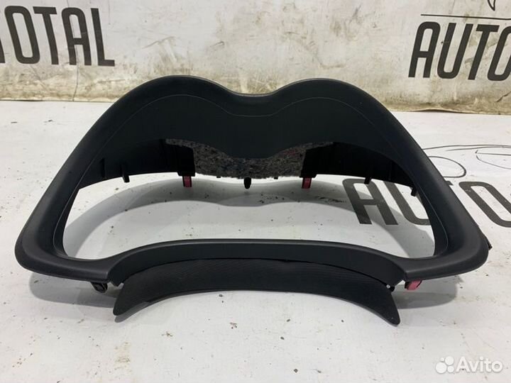 Накладка панели приборов Toyota Corolla 150 1ZR