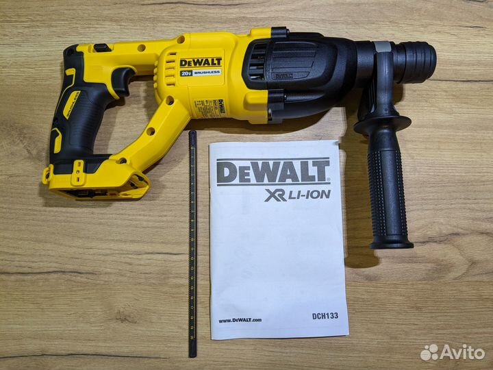 Перфоратор DeWalt DCH133N