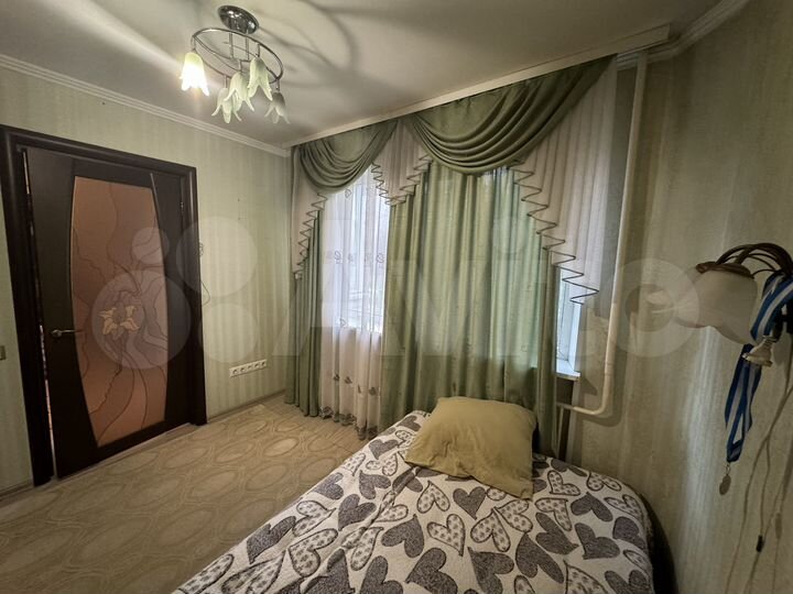 Комната 10 м² в 2-к., 2/5 эт.