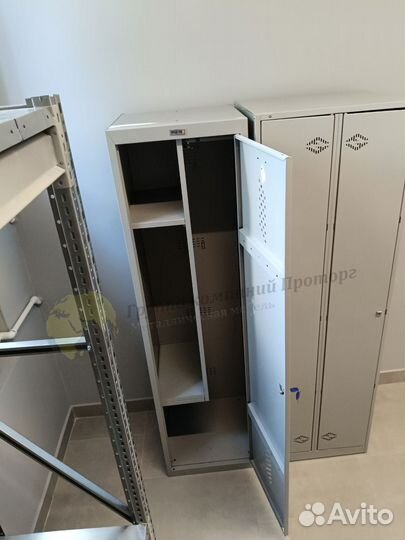 Шкаф металлический