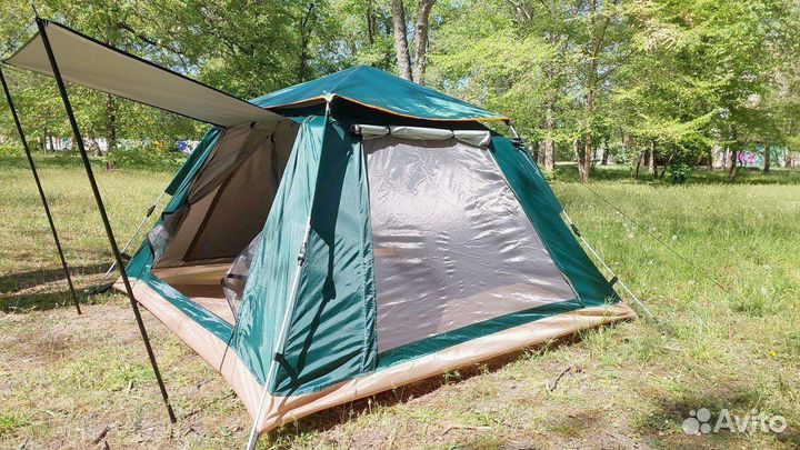 Палатка новая 4мест автоматическая и фонарик