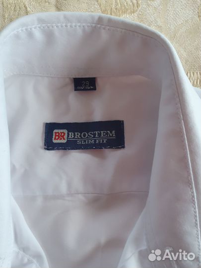 Рубашка мальчика приталенная