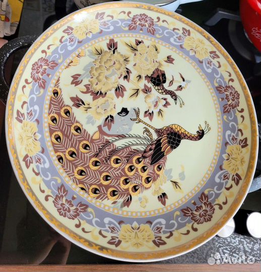 Блюдо с лопаткой