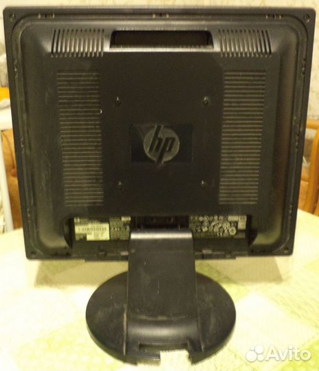 Монитор HP L1706 17