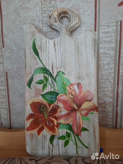 Разделочная доска из дерева