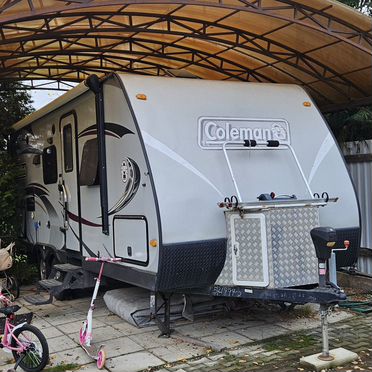 Прицеп-дача Coleman Caravan, 2013