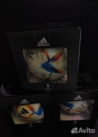 Футбольный мяч