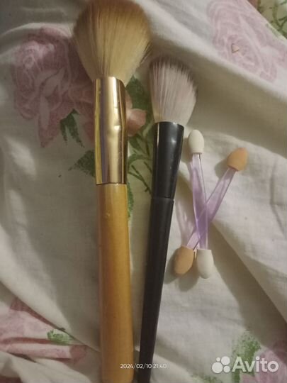 Кисточки для макияжа