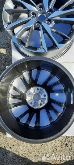 Легкосплавный диски R18