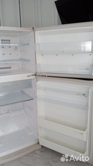 Холодильник sharp