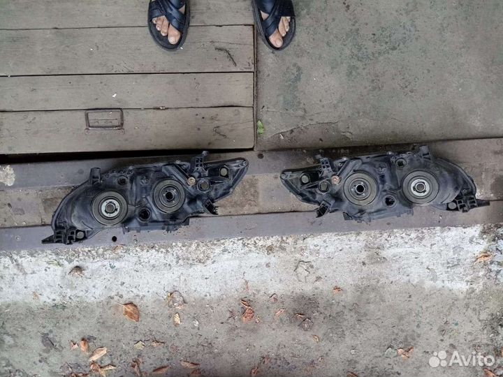 Фары на toyota corolla E 150 кузов. Рестайлинг