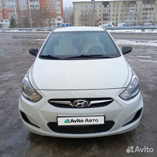 Hyundai Solaris 1.4 AT, 2013, 102 000 км