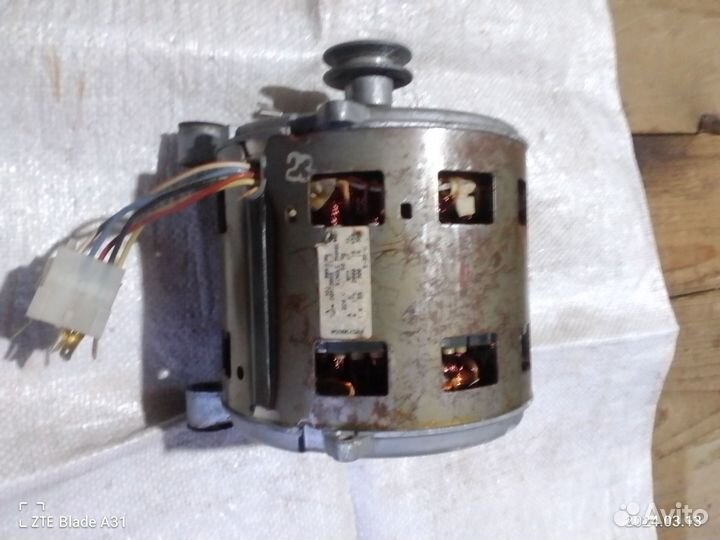 Двигататель стиральной машины