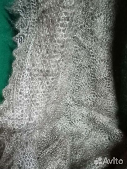 Палантин из козьева пуха