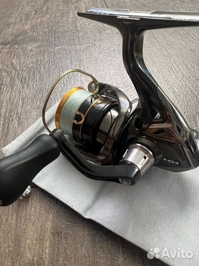Катушка shimano coare C14+ c2000sspg
