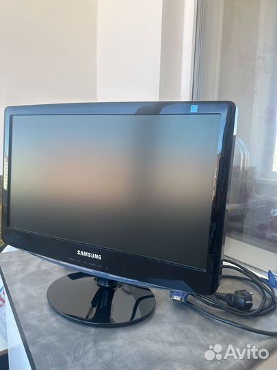 Монитор Samsung 19 дюймов