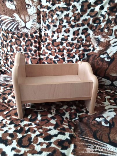 Кроватка для кукол