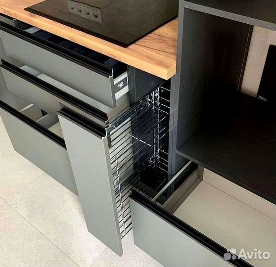 Кухонный гарнитур любой сложности